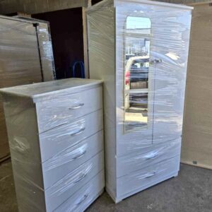 Wooden Assembled Wardrobe 102