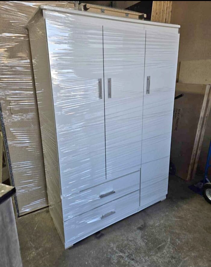 Wooden Assembled Wardrobe 103