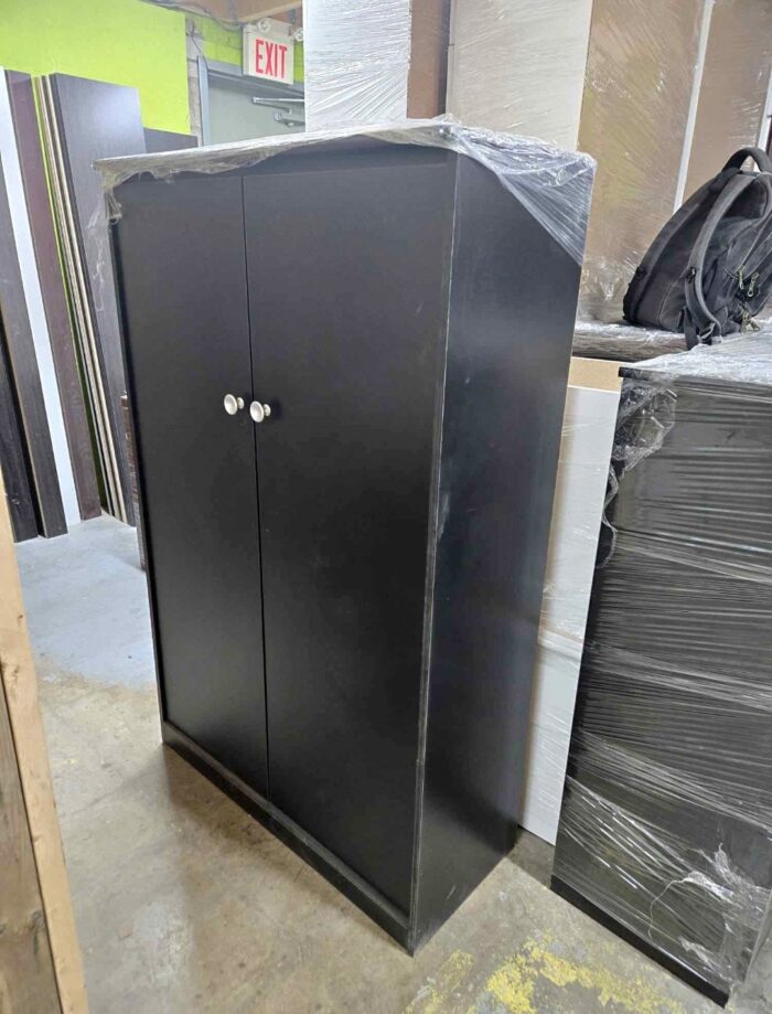 Wooden Assembled Wardrobe 105