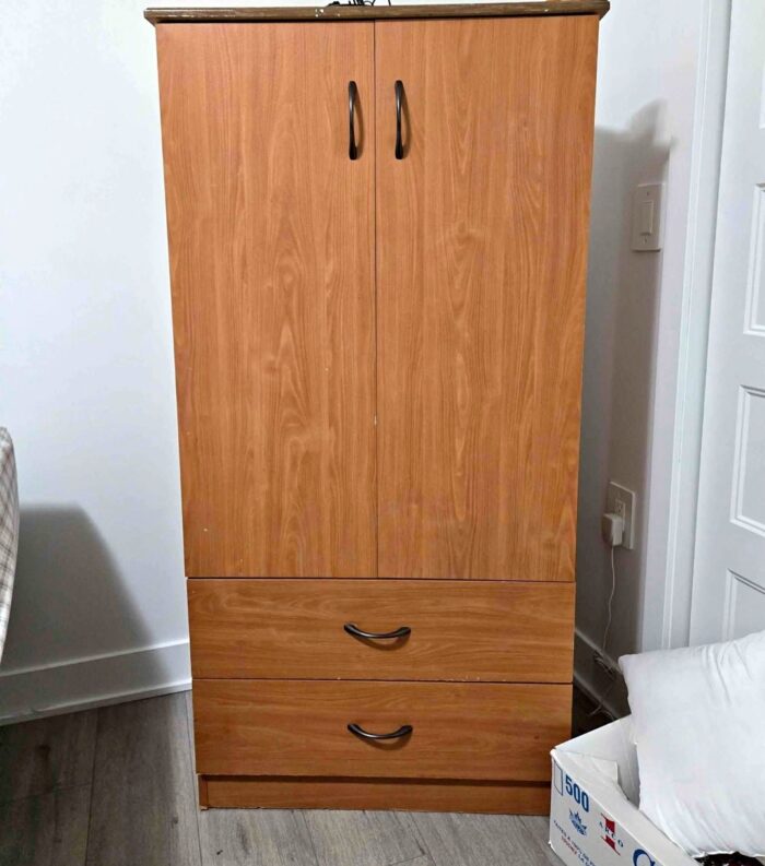 Wooden Assembled Wardrobe 106