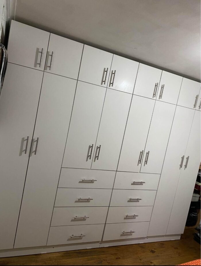Wooden Assembled Wardrobe 124