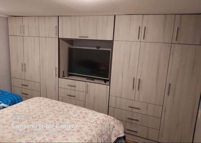 Wooden Assembled Wardrobe 127