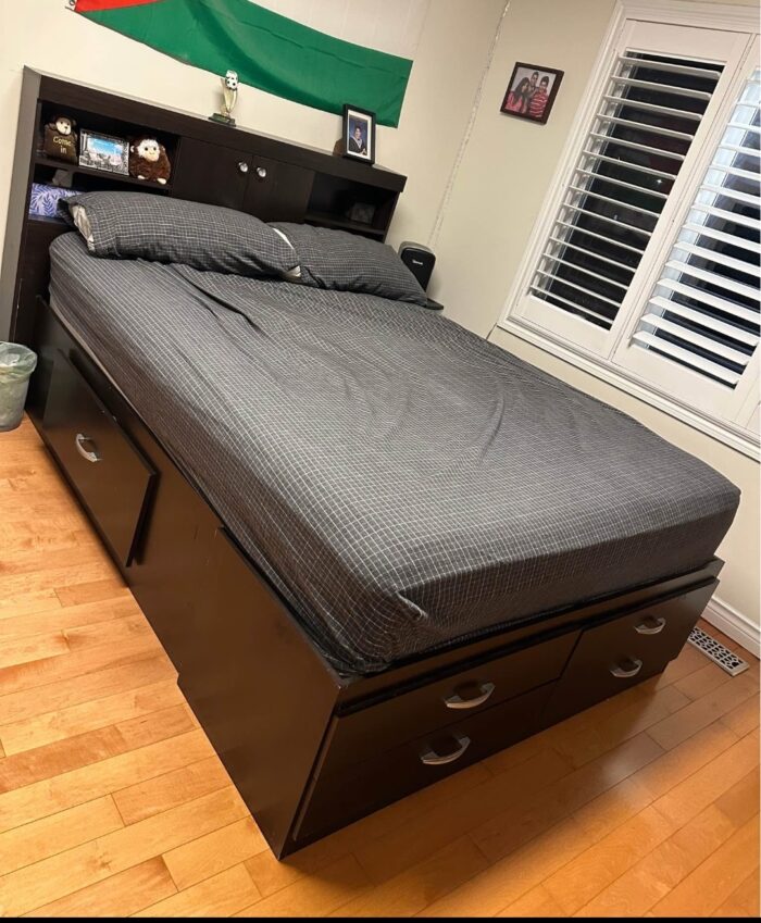 Wooden Beds 98
